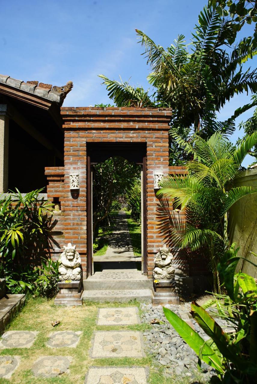 Oma In Guest House Pemuteran Bali - Formerly Dimpil Homestay Exterior photo